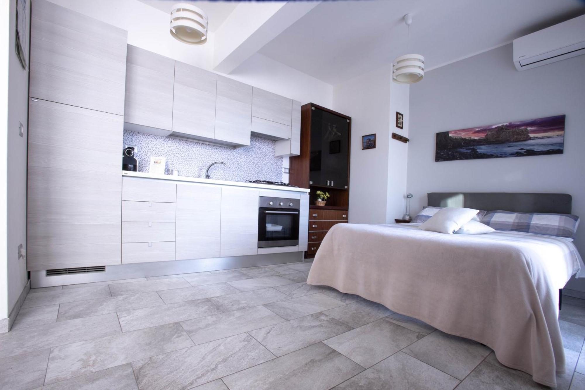 Etna Sea House Panzió Catania-Fontanarossai nemzetközi repülőtér Kültér fotó