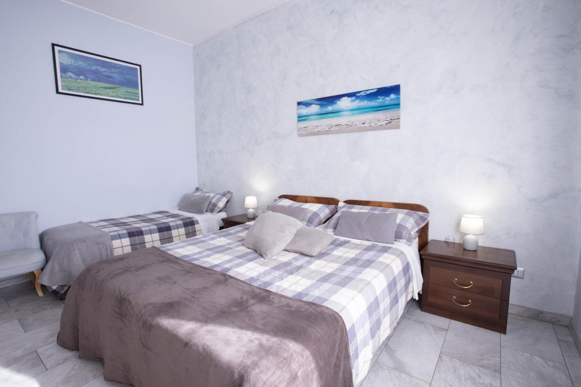 Etna Sea House Panzió Catania-Fontanarossai nemzetközi repülőtér Kültér fotó