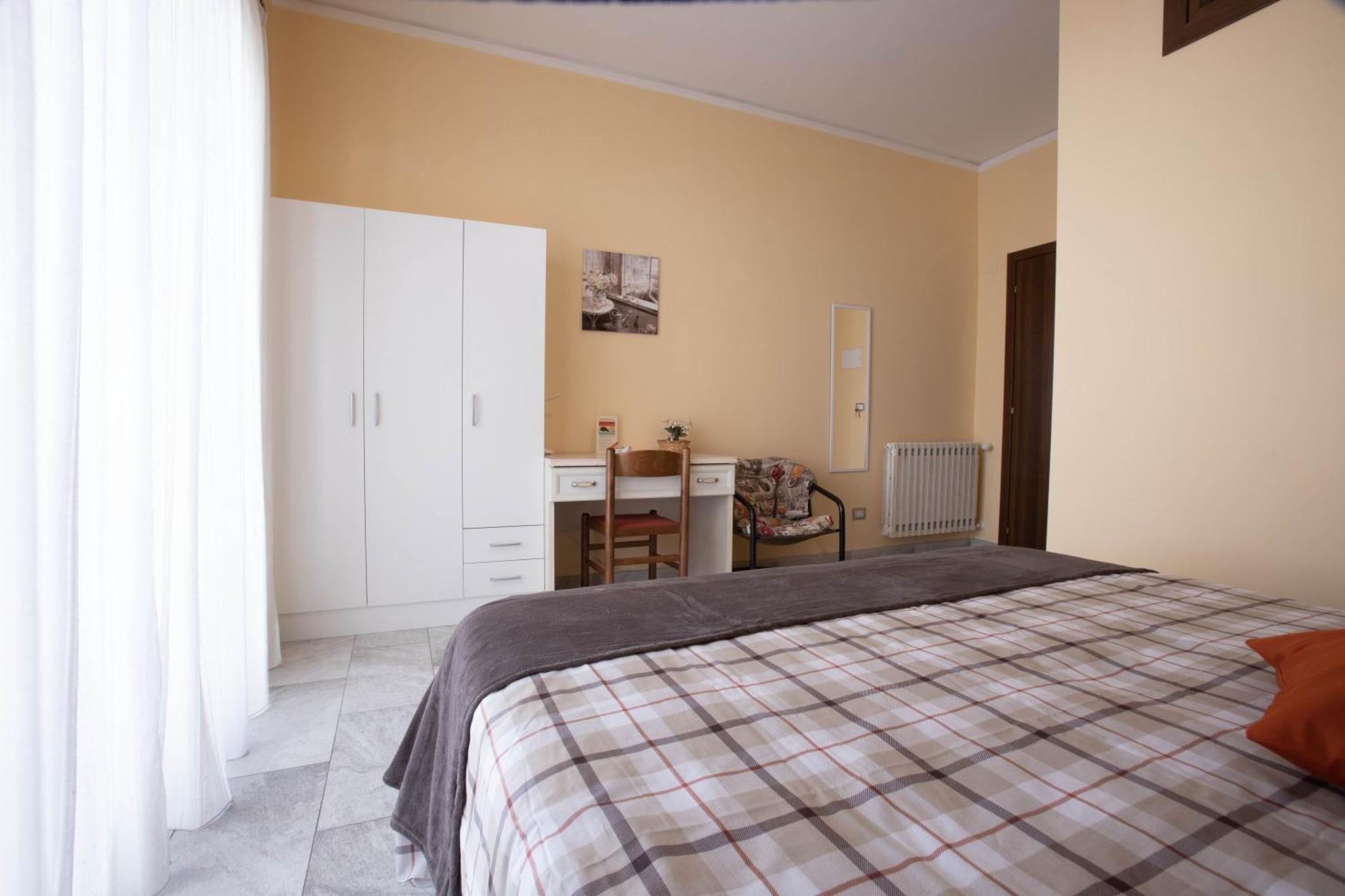 Etna Sea House Panzió Catania-Fontanarossai nemzetközi repülőtér Kültér fotó